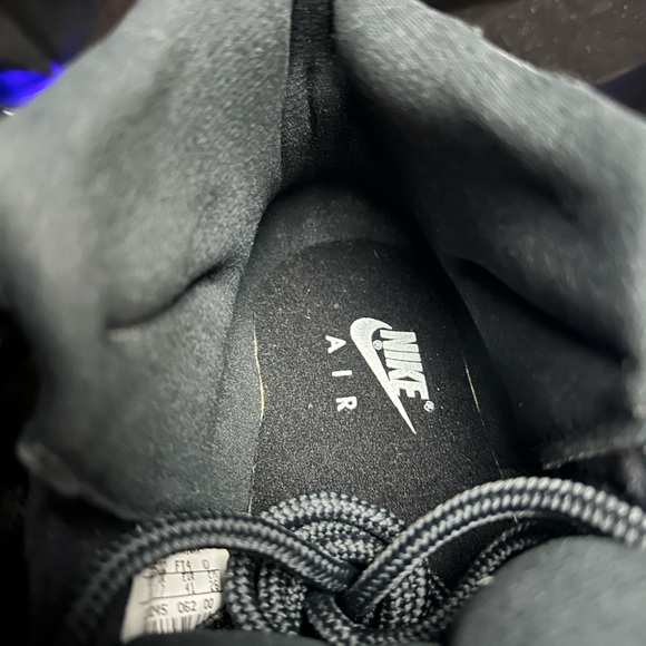 1996 Air Jordan 11 OG - Playoffs Bred size 8 - Picture 5 of 10